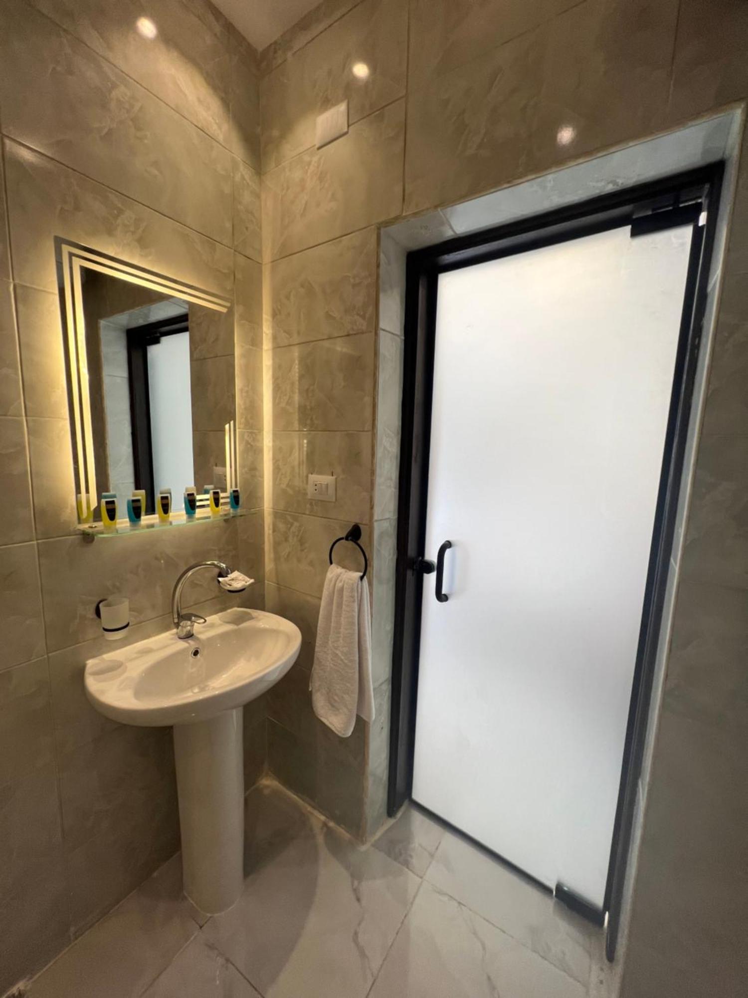 New Glamour Pyramids Hotel Kafrat al Jabal Экстерьер фото